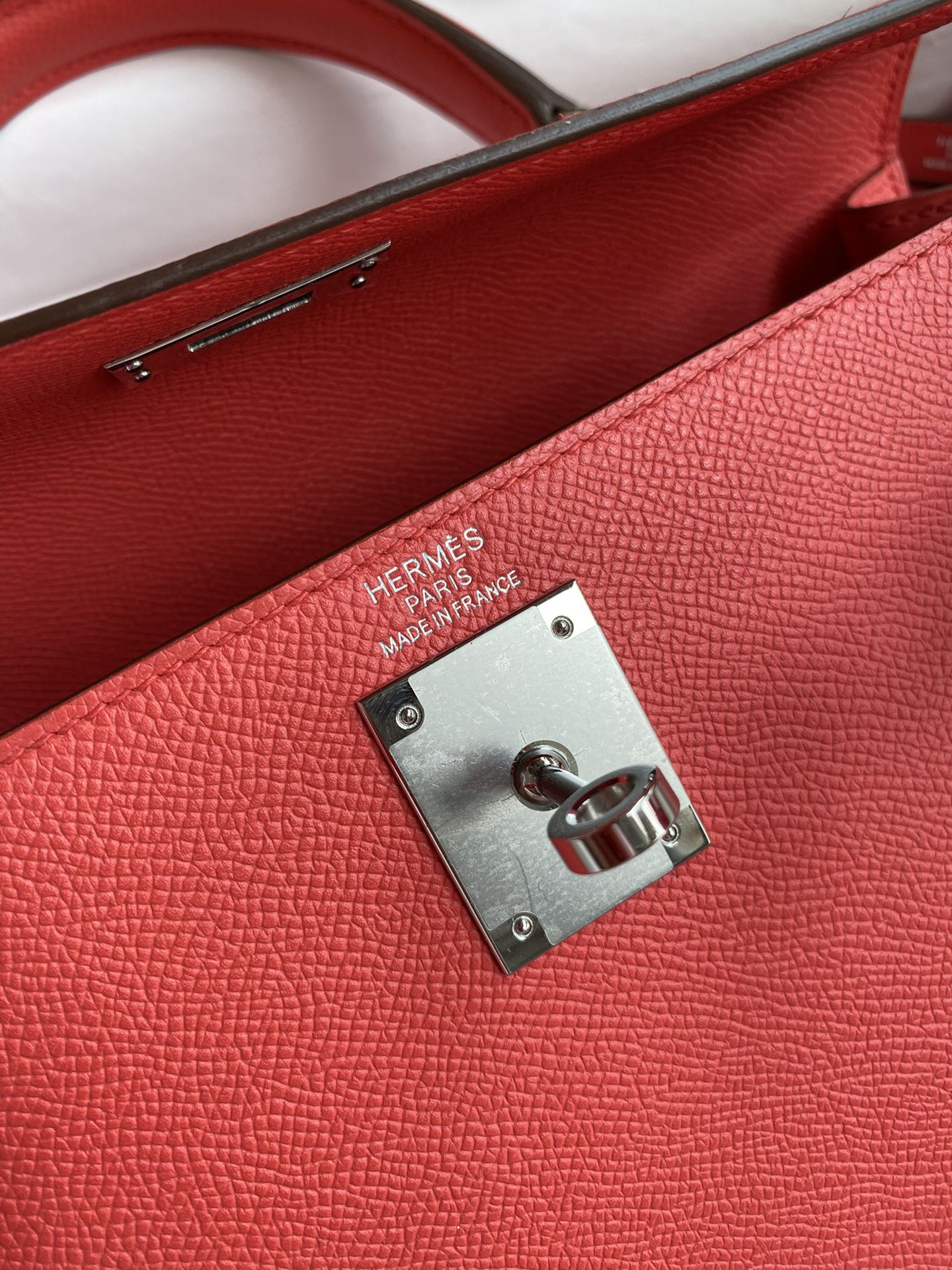 Hermes Kelly 28cm Handbag Shoulder Bag in Pink Red Epsom Leather